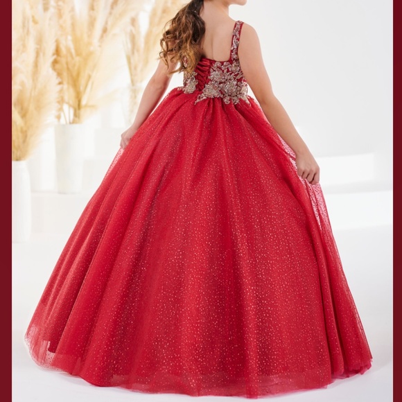 Tiffany wine/gold  pageant dress little girl size 8, new with tags - Picture 4 of 14